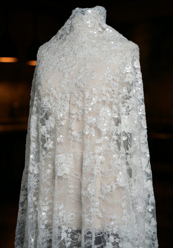 A photo of bridal fabric at Scketchestextil